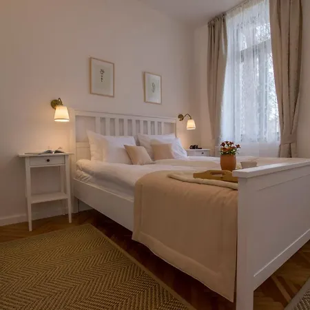Lenka 4* Tiszafüred