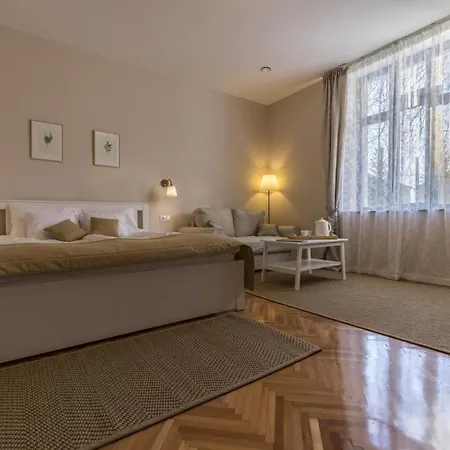Lenka B&B Tiszafüred