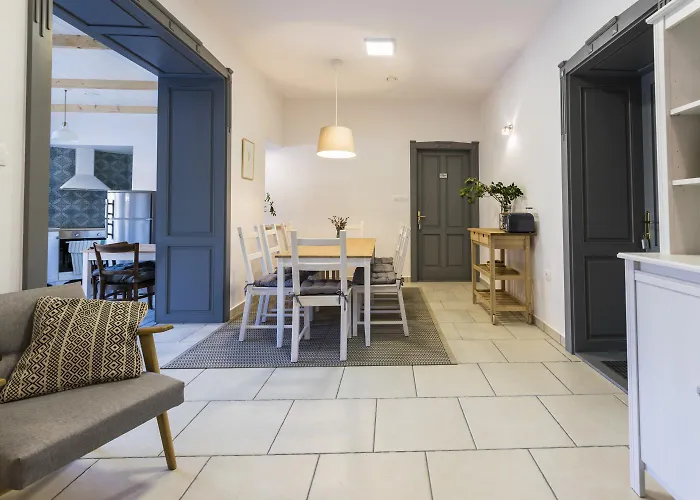 Bed & Breakfast Lenka